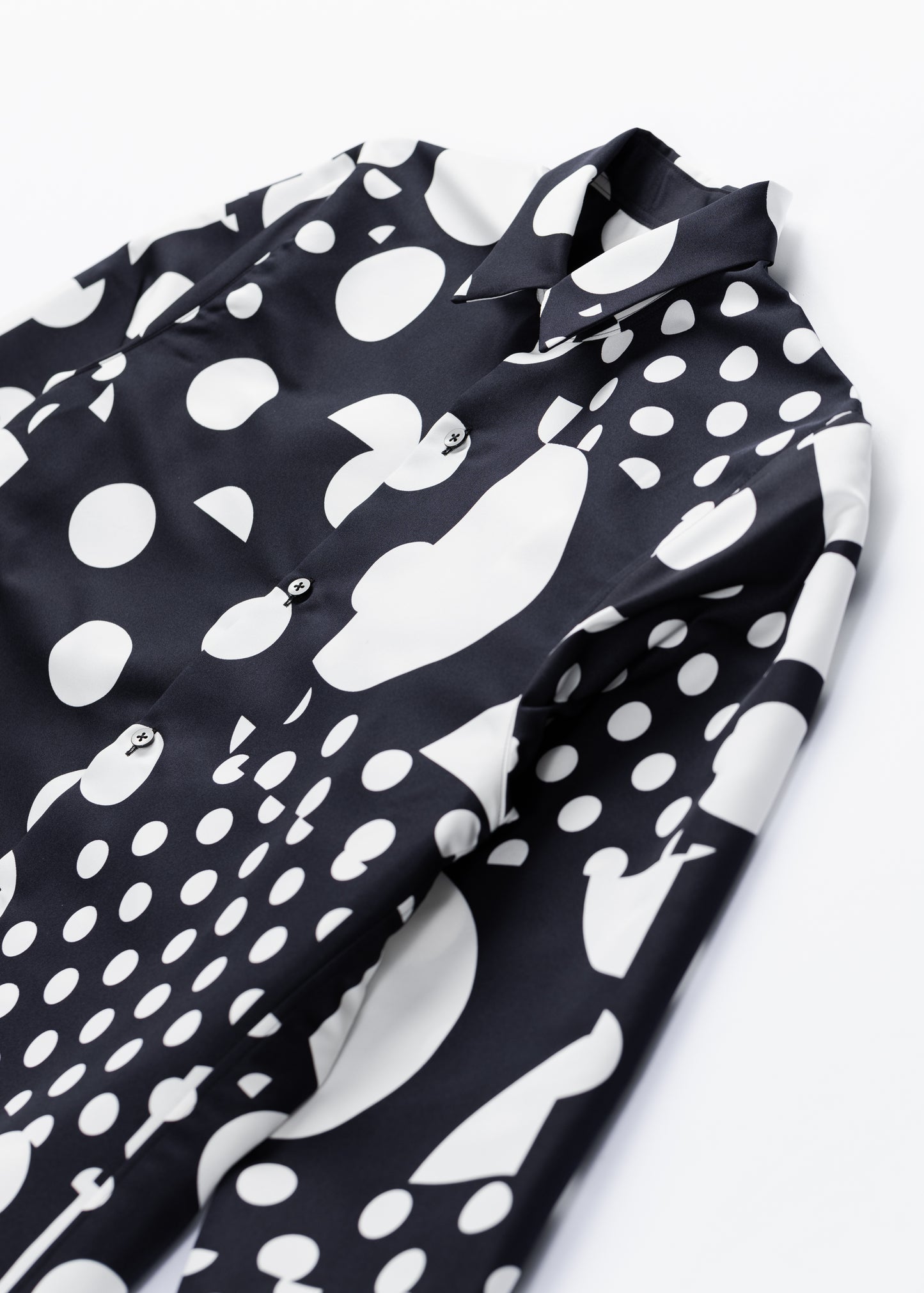 Geometric dot long shirt