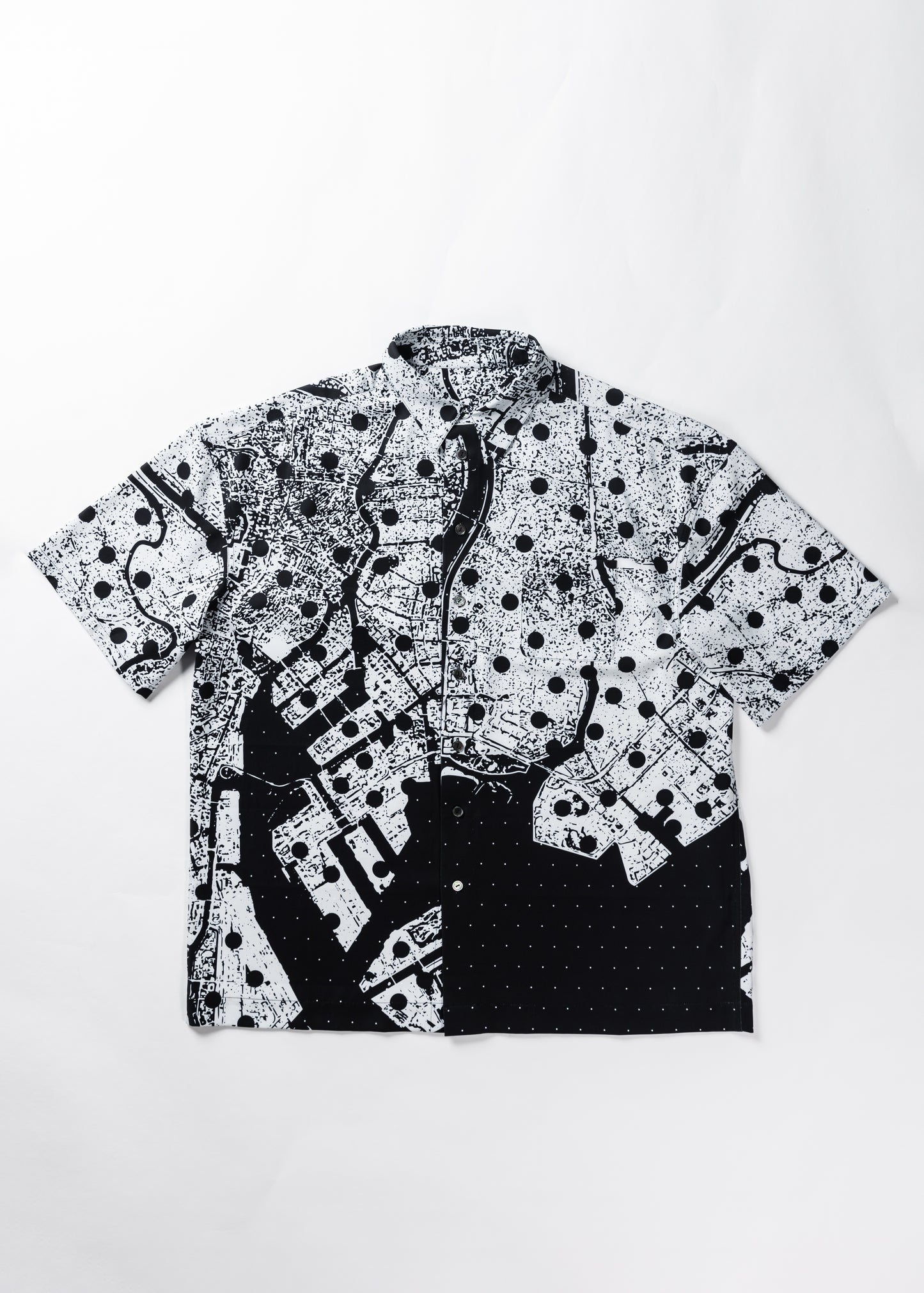 Graphical Scale Dot Shirt