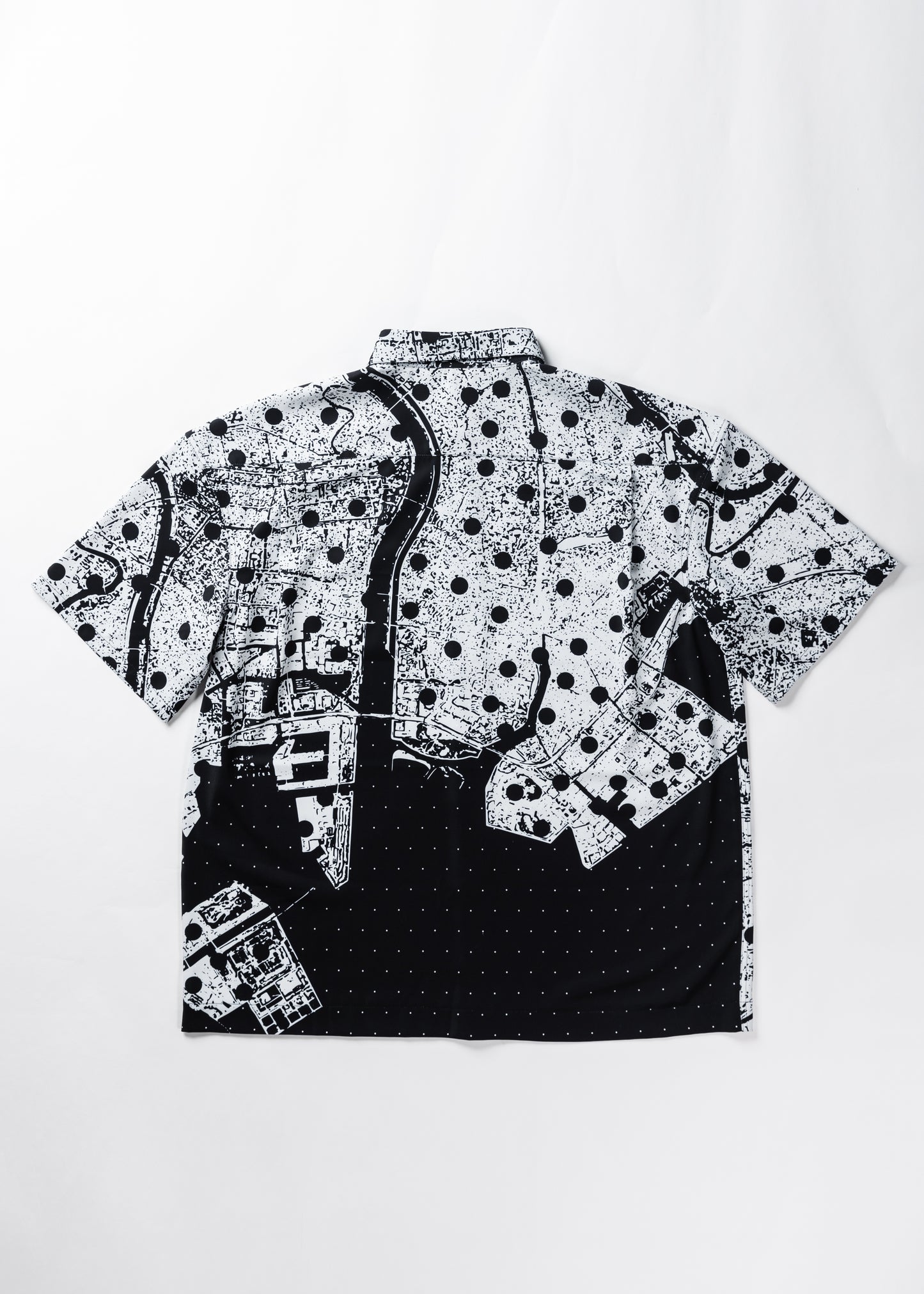Graphical Scale Dot Shirt