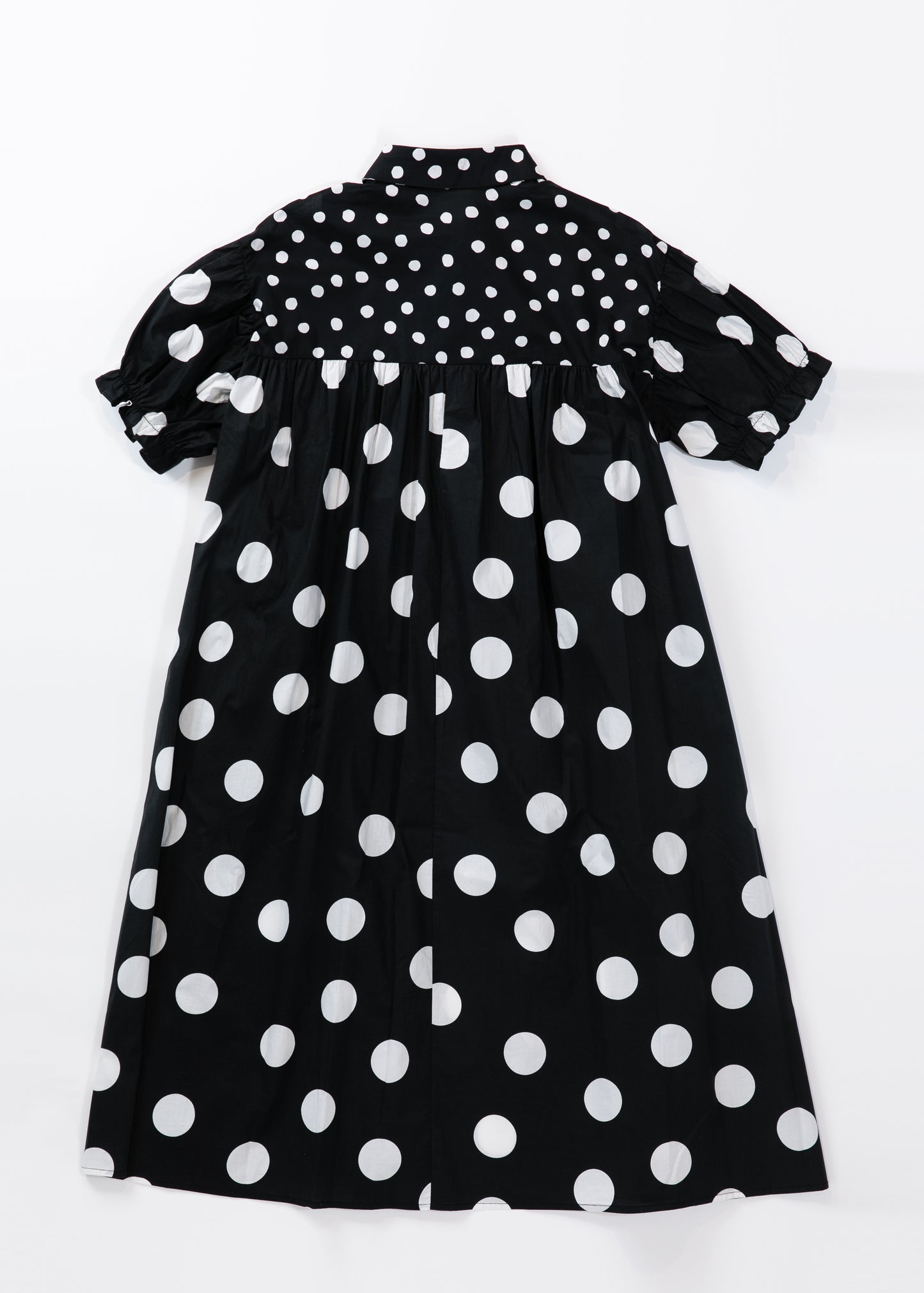 Switching dots shirt dress with puffy sleeves